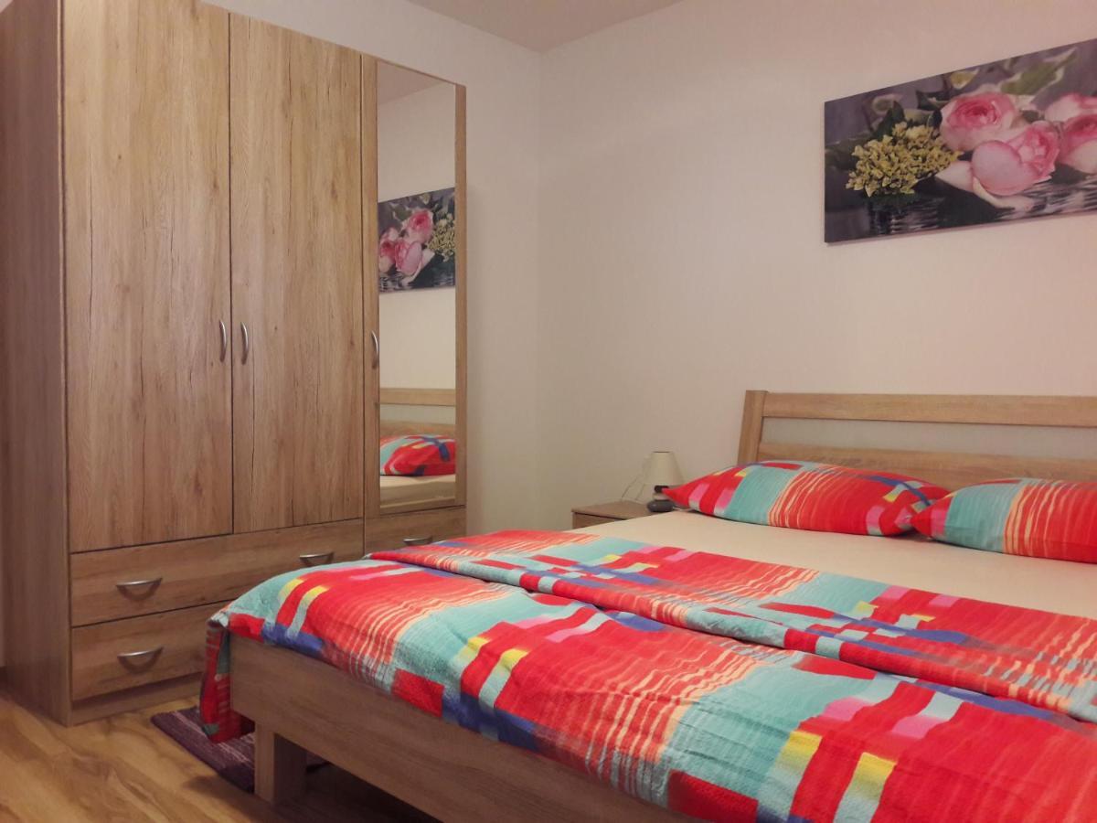 Apartmani Predovan Vrsi Exterior photo