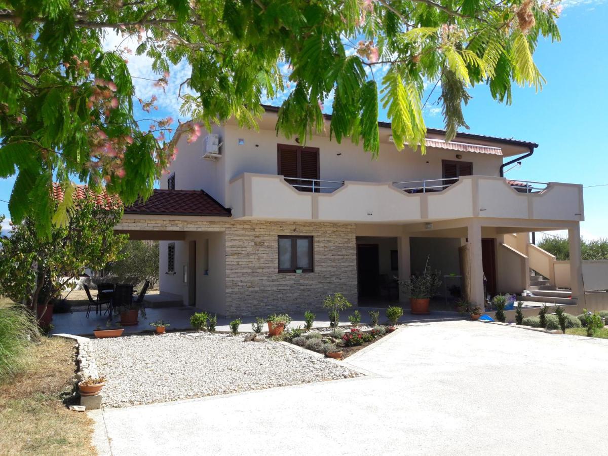 Apartmani Predovan Vrsi Exterior photo