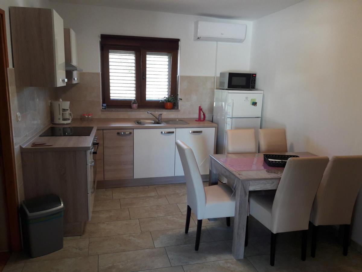 Apartmani Predovan Vrsi Exterior photo